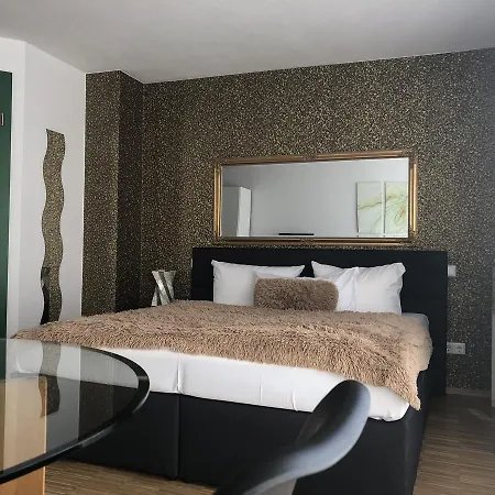 Sunny Aparthotel Munich